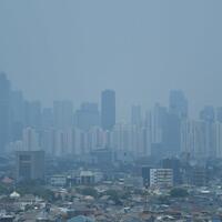 dki-segel-pabrik-diduga-produsen-polusi