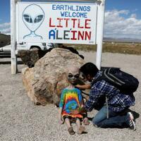 storm-area-51-hundreds-of-people-gather-at-us-military-base-to--see-them-aliens