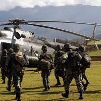 seorang-prajurit-tni-gugur-saat-demo-ricuh-di-wamema