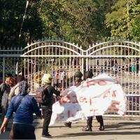 ricuh-di-jayapura-4-orang-meninggal