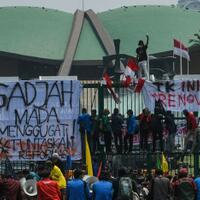 antisipasi-demo-lanjutan-18000-pasukan-gabungan-siap-di-gedung-dpr