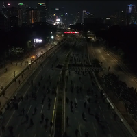 lontaran-gas-air-mata-bikin-massa-di-gatot-subroto-kocar-kacir