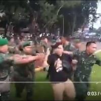 polisi-dan-tni-nyaris-bentrok-saat-amankan-aksi-demo-mahasiswa