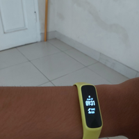 galaxy-fit-e-smartband-unik-dan-terjangkau-buat-lu