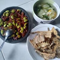 sambal-pete-wong-ndeso-sensasi-sedapnya-bikin-sulit-move-on