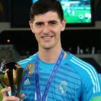 nasib-thibaut-courtois-kebobolan-2-gol-dicela-fans-lalu-ditarik-keluar
