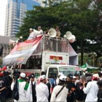 klarfikasi-ustad-gledek-soal-demo-bawa-golok-dan-bom-di-aksi-mujahid-212
