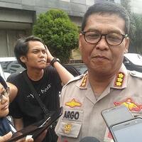 barang-bukti-di-rumah-dosen-ipb-di-tangerang-bukan-molotov-tapi-bom-ikan-berisi-paku