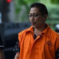 pdip-diduga-terima-uang-hasil-korupsi-bupati-cirebon