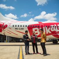 kirim-barang-lebih-cepat-bukalapak-bersinergi-dengan-lion-parcel