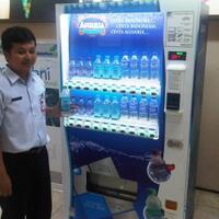 inovasi-aguaria-jualan-dengan-vending-machine-di-jogja