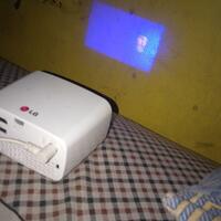 all-about--projector-proyektor-mini-buat-home-cinema-yang-berbiaya-murah-hemat-gan