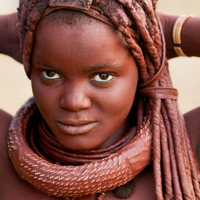 wanita-suku-himba-wanita-terindah-afrika-yang-ternyata-tidak-pernah-mandi