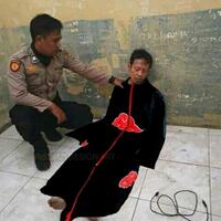 abu-rara-spontan-serang-wiranto-setelah-tahu-ada--kapal--ke-alun-alun