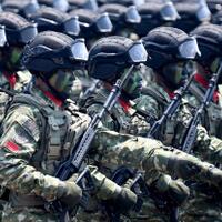 istri-nyinyir-di-medsos-rusak-karier-suami-di-militer