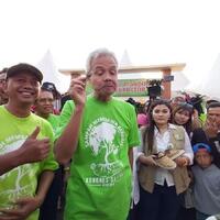 gubernur-ganjar-ingin-pesan-mobil-esemka-khusus-angkutan-sampah