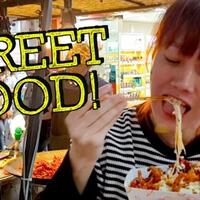 5-ciri-khas-andalan-food-vlogger-yang-bisa-ditemukan-di-indonesia