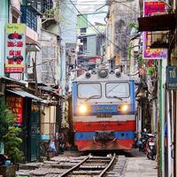 train-street--jalur-kereta-instagramable-di-hanoi-ini-akan-ditutup-untuk-turis-gan