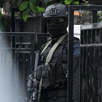 densus-88-tangkap-pedagang-es-keliling-terduga-teroris-jad