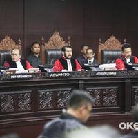 hakim-mk-gugatan-uu-kpk-baru-tidak-jelas