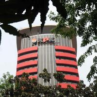 politik-terakhir-kpk-melawan-senayan