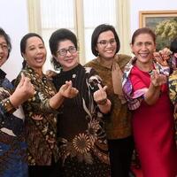 mungkinkah-jokowi-pertahankan-delapan-menteri-perempuan-di-kabinet-2019-2024