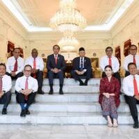 jokowi-pengin-pangkas-jabatan-eselon-kok-malah-ada-12-wakil-menteri