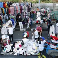 pemprov-dki-susun-masterplan-penempatan-pkl-di-trotoar