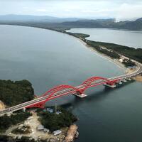 selfie-membawa-maut-di-jembatan-youtefa