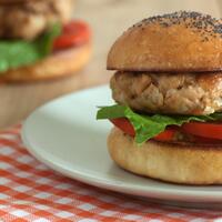 sarapan-pakai-burger-tuna-kenapa-nggak