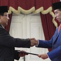 jokowi-jilid-2--buang-kyai-demi-priyayi