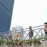 jpo-sudirman-tanpa-atap-koalisi-pejalan-kaki-siksaan-baru