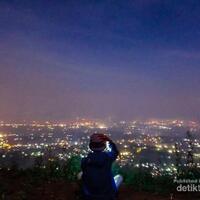 panorama-alam-cantik-di-bukit-alesano