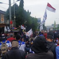 rapat-umk-bekasi-2020-alot-serikat-buruh-ancam-blokade-jalan-ahmad-yani-bekasi