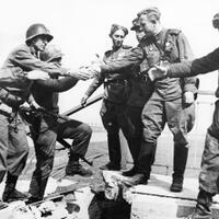 perwira-nazi-wehrmact-yang-bantu-pasukan-amerika-melawan-ss-nazi
