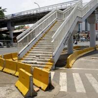 menengok-jpo-yang-ada-di-tengah-jalan-dewi-sartika