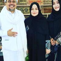 foto-fahira-idris-temui-rizieq-di-arab-saudi-diperingatkan-politisi-demokrat