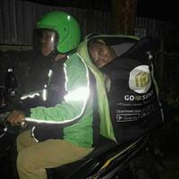seberapa-mampunya-lu-bawa-barang-gak-lazim-dengan-motor