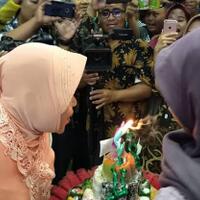 selamat-ulang-tahun-bu-risma
