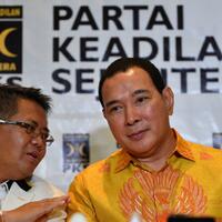 barisan--oposisi--menggalang-koalisi