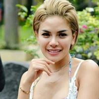 bikin-geger-lagi-nikita-mirzani-cerita-blak-blakan-soal-wik-wik-dengan-pacar-bule
