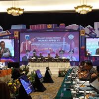 tito-ke-anies--jakarta-dibandingkan-shanghai-seperti-kampung