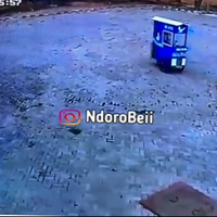 heboh-video-gerobak-berhantu-jalan-sendiri-kira-kira-mau-ke-mana-dia-lihat-ini