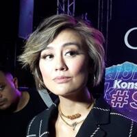 agnez-mo-sebut-tak-berdarah-indonesia-sang-ayah-pernah-bela-timnas-garuda