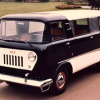 sulit-dipercaya-pabrikan-mobil-segagah-jeep-dulunya-pernah-bikin-mobil-imut-ini