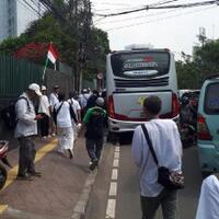 massa-reuni-212-bubar-lalin-tanah-abang-abdul-muis-padat