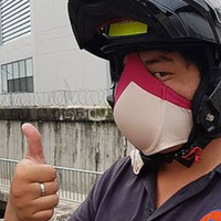 bermacam-bentuk-helm-unik-masa-kini-hanya-untuk-lucu-lucuan