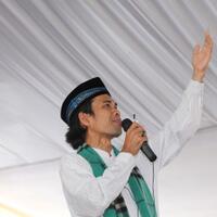 ustaz-abdul-somad-ceraikan-istri--omongannya-jadi-kenyataan