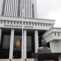 ma-sunat-hukuman-eks-bupati-buton-penyuap-akil-mochtar