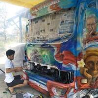 lukisan-di-trukmu-adalah-idolamu-kagumilah-7-artis-idola-supir-truk-ini